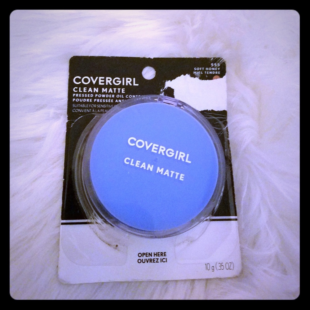 Covergirl Stay Matte Pressed Powder Soft Honey
